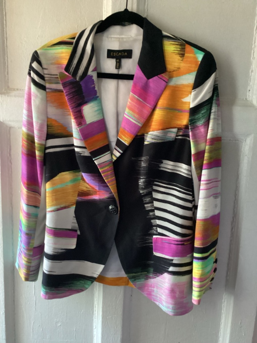 Escada Vibrant Multicolor Bozena Brushstroke Blazer - Pink, Black & Yellow